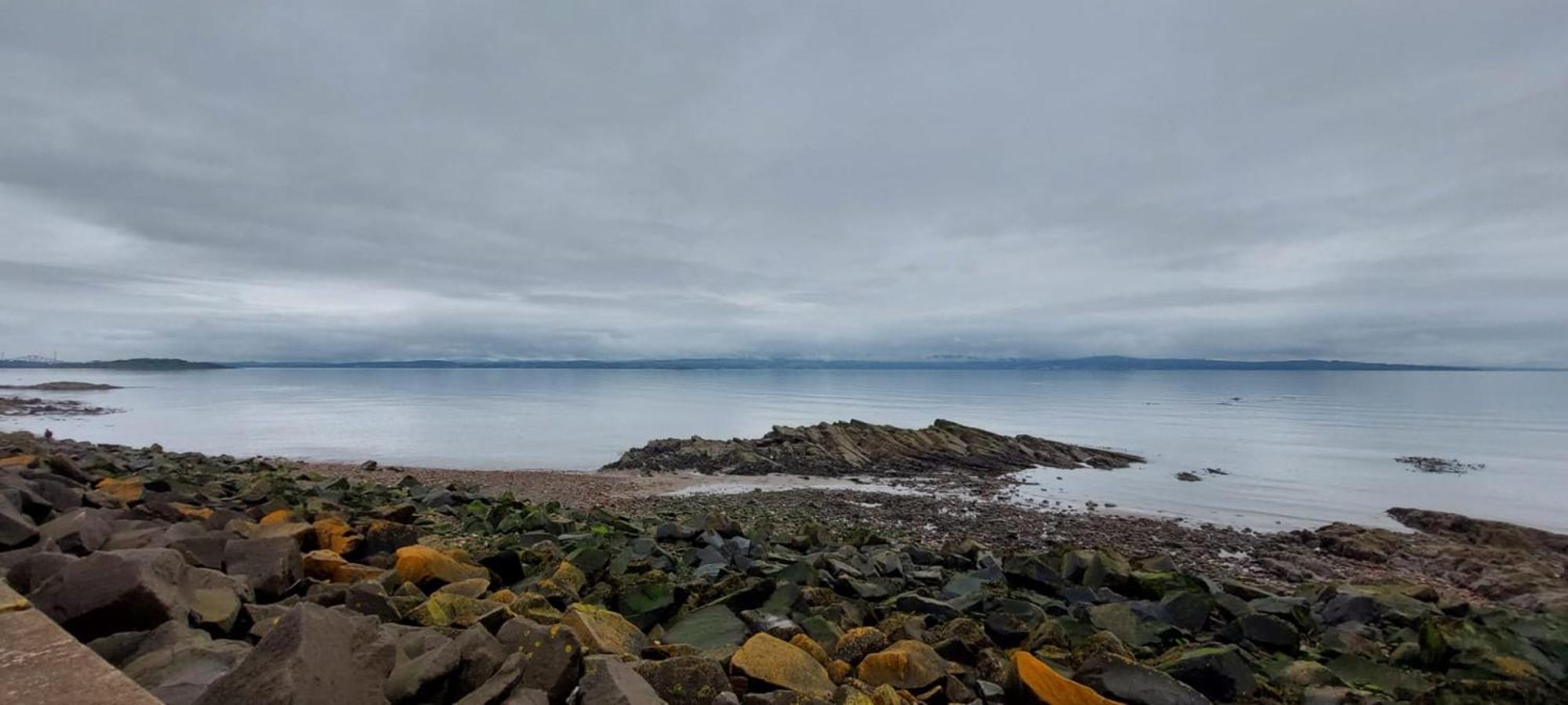 Lovely Sea Rooms, Easy Access To Centre & Airport Edinburgh Exterior photo